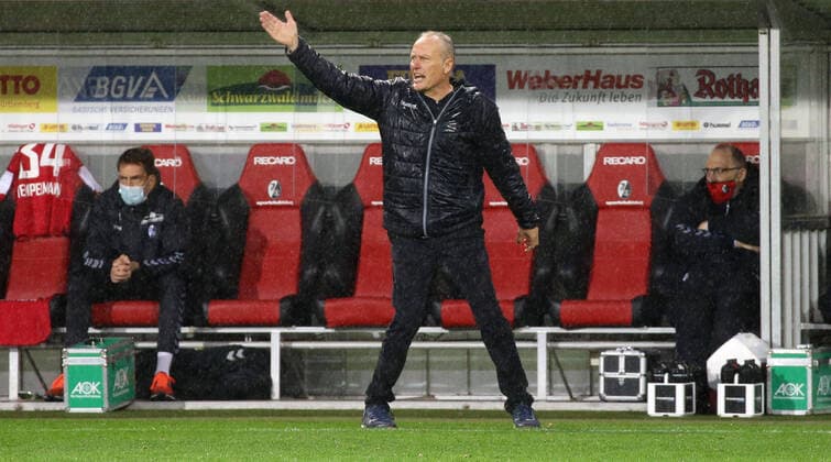 Stuttgart , Fußball Bundesliga , SC Freiburg vs Bayer 04 Leverkusen Christian Streich Trainer Freiburg , In accordance with the regulations of the DFL Deutsche Fußball Liga, it is prohibited to use or have used in the stadium and or the game photographs taken in the form of sequence images and or video-like photo series