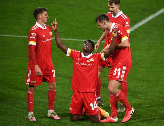 Football, men, season 2020 2021, 1 Bundesliga 13 matchday , 1 FC Union Berlin Borussia Dortmund, v l Grischa Prömel 1 FC Union Berlin , Taiwo Awoniyi 1 FC Union Berlin , Robin Knoche 1 FC Union Berlin , Marvin Friedrich 1 FC Union Berlin , cheering after goal to 1 0, 18 12 2020, Copyright: xMatthiasxKochx
