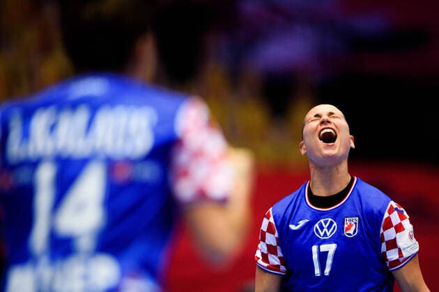 201220 Katarina Jezic of Croatia celebrates during the EHF European Handball Championship bronze match between Croatia and Denmark on December 20, 2020 in Kolding Photo Petter Arvidson BILDBYRAN kod PA PA0139 handball handboll handball ehf euro 2020 em 2020 handball championship 2020 handbolls em 2020 croatia denmark day 18 dam bbeng denmark croatia bronze match bronze game bronze match cheer,  Copyright: PETTERxARVIDSON BB201220PA063