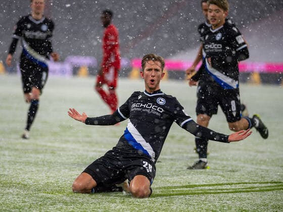 GER, FC Bayern Muechen vs Arminia Bielefeld, Football, Bundesliga, 21 Matchday, Season 2020 2021, 15 02 2021 Goal to 1 0 by Michael Vlap DSC Arminia Bielefeld 28 , GER, FC Bayern Muechen vs Arminia Bielefeld, Football, Bundesliga, 21 Matchday, Season 2020 2021, 15 02 2021, DFB DFL regulations prohibit any use of photographs as image sequences and or quasi video , Foto EIBNER Sascha Walther POOL Muenchen Allianz Arena Bayern Germany Poolfoto EIBNER Sascha Walther ,EDITORIAL USE ONLY