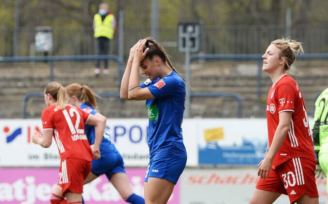 Football, Women, 2020 2021 season, 1 Bundesliga 18 matchday , 1 FFC Turbine Potsdam FC Bayern Munich, v l Selina Cerci 1 FFC Turbine Potsdam , Carolin Simon FC Bayern Munich , 21 04 2021, Copyright: xSebastianxRäppoldx xMatthiasxKox