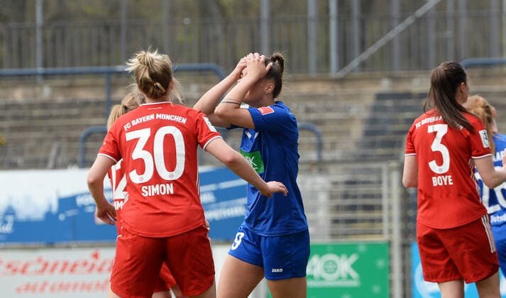 Football, Women, 2020 2021 season, 1 Bundesliga 18 matchday , 1 FFC Turbine Potsdam FC Bayern Munich, v l Carolin Simon FC Bayern Munich , Selina Cerci 1 FFC Turbine Potsdam , Simone Boye Sorensen FC Bayern Munich , 21 04 2021, Copyright: xSebastianxRäppoldx xMatthiasxKox