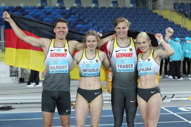 World athletics relays Silesia 2021, Chorzow, Silesia, Poland 01 02 05 2021, mixed hurdles shuttle relay, Erik Balnuweit, Anne Weigold,Gregor Traber, Monika Zapalska, Germany ,