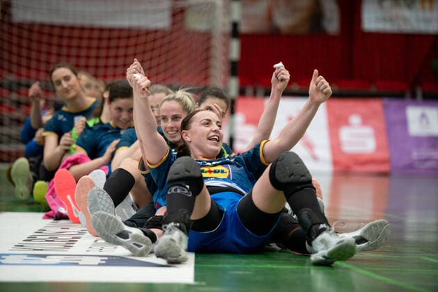 Jill Kooij Neckarsulmer Sport Union and team jubilate over victory in winning match, GER, Neckarsulmer Sport Union vs HSG Bad Wildungen Vipers, 02 05 2021, Handball Frauen Bundesliga, Spielzeit 2020 2021 GER, Neckarsulmer Sport Union vs HSG Bad Wildungen Vipers, 02 05 2021, Handball Frauen Bundesliga, Spielzeit 2020 2021 Neckarsulm Copyright: xEibnerxPressefoto MichaelxMemmlerx EP_MMR