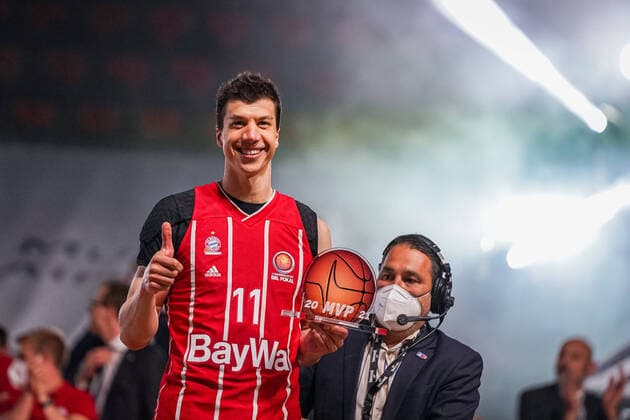 Basketball Munich 16 05 2021 Season 2020 2021 MagentaSport BBL Pokal TOP FOUR FINALE FC Bayern Munich ALBA Berlin Basketball Munich 16 05 2021 Season 2020 2021 MagentaSport BBL Pokal TOP FOUR FINALE FC Bayern Munich ALBA Berlin Munich wins the MagentaSport BBL Pokal Jubel Munich MVP Vladimir Lucic Munich, No 11 editorial use only commercial use only by arrangement with the photographer Munich Germany