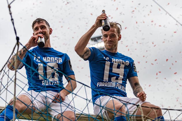 Rostock, Germany 22 May 2021 3 Liga 2020 2021 FC Hansa Rostock vs VfB Luebeck v li Manuel Farrona Pulido Hansa Rostock and Nils Butzen Hansa Rostock DFB regulations prohibit any use of photographs as image sequences and or quasi video Ostseestadion Mecklenburg Vorpommern Copyright: xFotostandx xVoelkerx
