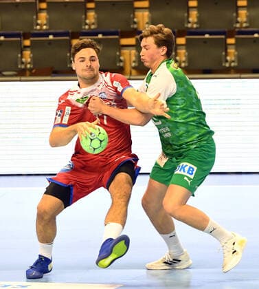 Handball, men, season 2020 2021, 1 Bundesliga 31 matchday , Füchse Berlin TBV Lemgo, v l Dani Baijens TBV Lemgo , Valter Chrintz Füchse Berlin , 27 05 2021, Copyright: xSebastianxRäppoldx xMatthiasxKox