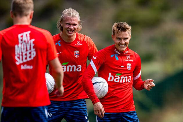 210531 Erling Braut Haaland and Martin odegaard of the Norwegian national football team during a training session on May 31, 2021 in Marbella Photo Vegard Wivestad Grott BILDBYRAN kod VG VG0126 bbeng fotball soccer football fotboll privatlandskamp friendly training träning training practice norway norway, Copyright: VEGARDxWIVESTADxGRoTT BB210531VG005
