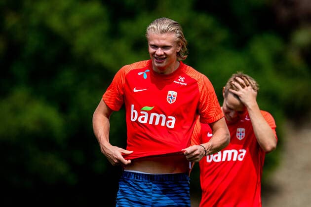 210604 Erling Braut Haaland and Martin odegaard of the Norwegian national football team during a training session on June 4, 2021 in Marbella Photo Vegard Wivestad Grott BILDBYRAN kod VG VG0131 bbeng fotball soccer football fotboll privatlandskamp friendly training träning training practice norway norway, Copyright: VEGARDxWIVESTADxGRoTT BB210604VG020