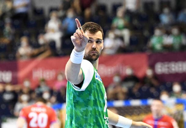 Handball, men, season 2020 2021, 1 Bundesliga 38 matchday , Füchse Berlin Bergischer HC, Jakov Gojun Füchse Berlin , 27 06 2021, Copyright: xSebastianxRäppold MatthiasxKochx