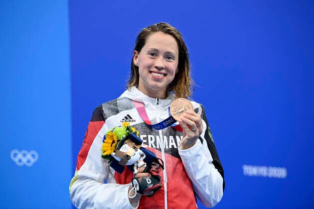KOEHLER Sarah Team GER 1500m Free Final 3 Place at the Award Ceremony with Brozemedalle TOKYO Olympic games 2020 Summer Games in Tokyo Swimming on 28 07 2021 in Tokyo