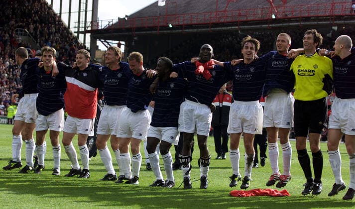 Mandatory Credit: Photo by Andy Hooper Daily Mail Shutterstock (1132169a) Manchester United, ManU Win The 1999 2000 Premiership Title Manchester United Celebrate Winning The Premiership The Football Premier League Premiership Southampton V Manchester United 1-3 Manchester United Win The 1999 2000 Premiership Title Manchester United Celebrate Winning The Premiership The Football Premier League Premiership Southampton V Manchester United 1-3 EDITORIAL USE ONLY No use with unauthorised audio, video, data, fixture lists (outside the EU), club league logos or live services. Online in-match use limited to 45 images (+15 in extra time). No use to emulate moving images. No use in betting, games or single club league player publications services. Manchester United Win The 1999 2000 Premiership Title Manchester United Celebrate Winning The Premiership The Football Premier League Premiership Southampton V Manchester United 1-3 EDITORIAL USE ONLY No use with unauthorised audio, video, data, fixture lists (outside the EU), club league logos or live services. Online in-match use limited to 45 images (+15 in extra time). No use to emulate moving images. No use in betting, games or  Copyright: xAndyxHooper DailyxMail Shutterstockx 1132169a