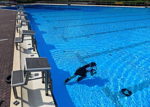 21 08 2021, xpsx, world record The fastest 100 meter run under water v l Ultradad Dirk Leonardt Hanau Hessen Germany DEU