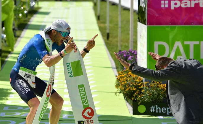 05 09 2021 Triathlon 2021 DATEV Challenge Roth 2021 Sportfoto Zink OGo Lange Patrick 5, Team Erdinger Alkoholfrei DSW Darmstadt 1 place at the finish line 07 19 19 Jubel Freude Felix Walchshöfer Managing Director, TEAMCHALLENGE GmbH