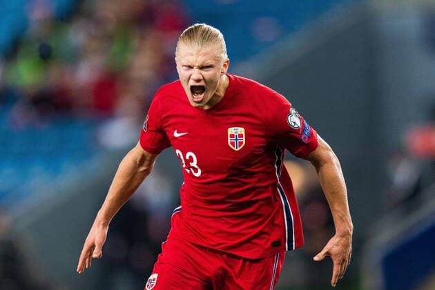 210907 Erling Braut Haaland of Norway celebrates after he scored 5 1 during the FIFA World Cup Qualifier football match between Norway and Gibraltar on September 7, 2021 in Oslo Photo Jon Olav Nesvold BILDBYRAN COP 217 VG0162 bbeng fotball soccer football fotboll fifa world cup qualifiers vm qualification world cup qualifier norway norway gibraltar cheers,  Copyright: JONxOLAVxNESVOLD BB210907JE090