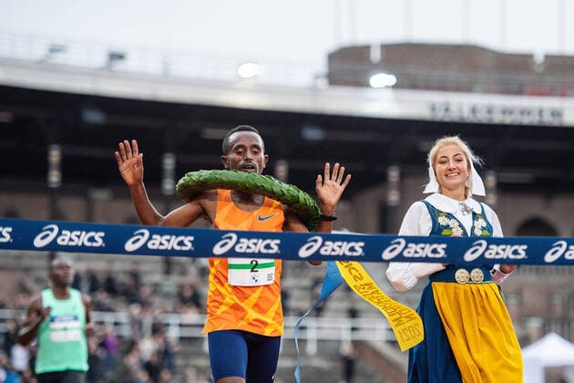 211009 Teferi Fikadu wins the Stockholm Marathon on October 9, 2021 in Stockholm,  Copyright: EMMAxWALLSKOG BB211009BB094