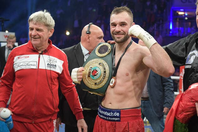 New World Champion, Dominic Boesel GER , Light Heavyweight, WM Fight , Light Heavyweight, Robin Krasniqi vs Dominic Boesel, Boxing, IBO, WBA, 09 10 2021 Magdeburg Sachsen Anhalt Germany Copyright: xkolbert-press BurghardxSchreyerx