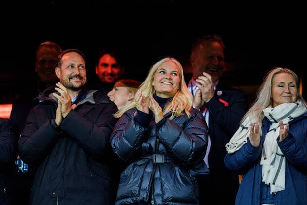 211011 Crown Prince Haakon and Crown Princess Mette Marit of Norway in the stands during the FIFA World Cup Qualifier football match between Norway and Montenegro on October 11, 2021 in Oslo Photo Vegard Wivestad Grott BILDBYRAN kod VG VG0183 bbeng fotball soccer football fotboll fifa world cup qualifiers world cup qualification world cup qualifier international montenegro norway norway,  Copyright: VEGARDxWIVESTADxGRoTT BB211011VG053