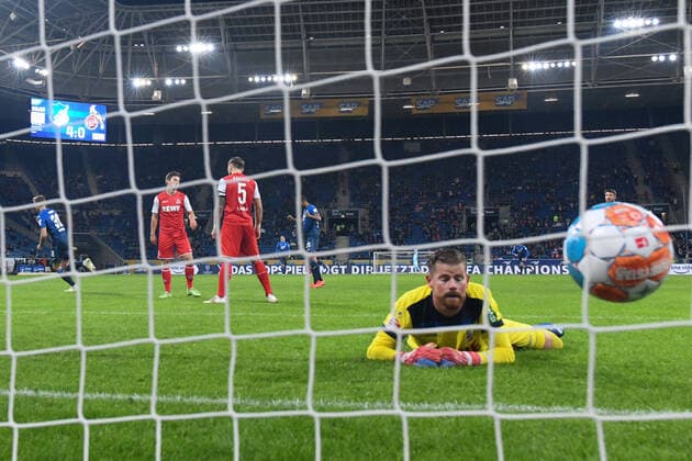 15 10 2021, xmeix, 1 Fussball Bundesliga, TSG 1899 Hoffenheim 1 FC Koeln, emspor v l n r, the 5 0 for Hoffenheim by Stefan Posch TSG 1899 Hoffenheim egen Timo Horn 1 FC Koeln who can only look behind DFL DFB REGULATIONS PROHIBIT ANY USE OF PHOTOGRAPHS as IMAGE SEQUENCES and or QUASI VIDEO emspor Sinsheim prio:1