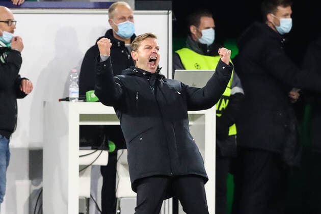 Coach Florian Kohfeldt VfL Wolfsburg Champions League season 2021 2022 Group G VfL Wolfsburg vs FC Red Bull Salzburg at Volkswagen Arena in Wolfsburg Football,Germany,man,men,02 11 2021