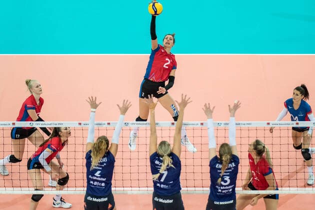 Volleyball CEV Cup TS Volley Duedingen vs PVK Olymp Praha Lucie Kalhousova PVK Olymp Praha, 2 at the CEV Volleyball European Cup 1 16 round TS Volley Duedingen SUI vs PVK Olymp Praha CZE on November 23, 2021 in Duedingen Copyright: xBEAUTIFULxSPORTS OlafxRellischx
