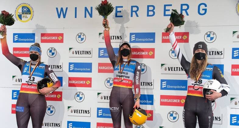 02 01 2022 Winterberg, VELTINS EISARENA EBERSPÄCHER RENNRODEL WELTCUP Women Final Award Ceremony 2 Place Natalie Geisenberger 1 Place Julia Taubitz GER 3 Place Madeleine Egle AUT