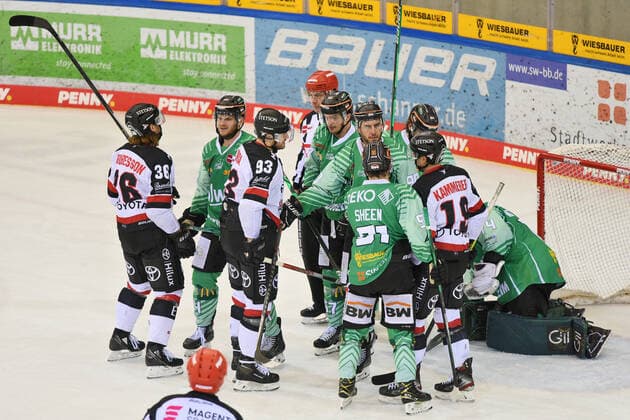 Rudelbildung auf dem Eis Bietigheim Steelers vs Koelner Haie DEL, Penny DEL , Ice Hockey, Hauptrunde 39 Spieltag, Saison 2021 2022, 05 01 2022 Foto Eibner Tobias Baur Bietigheim Steelers vs Koelner Haie DEL, Penny DEL , Ice Hockey, Hauptrunde 39 Spieltag, Saison 2021 2022, 05 01 2022 Bietigheim Copyright: xEibner-Pressefotox EP_TBR