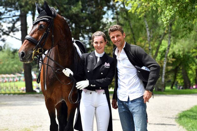 Archive photo ITS ABOUT A HORSE OF HIM AND HIS WIFE Peta attack against Bavaria Star Mueller Thomas MUELLER Bavaria Munich with wife Lisa MUELLER and horse Anne Beth ,Dressage test class S Horse International 2017 2017 on 25 05 2017 in Munich Riem