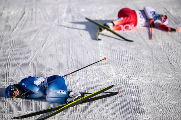 220216 Lena Quintin of France and Monika Skinder of Poland after competing in women s cross country skiing team sprint semifinal during day 12 of the 2022 Winter Olympics on February 16, 2022 in Zhangjiakou Photo Joel Marklund BILDBYRAN kod JM JM0288 bbeng skidor cross country skiing langrenn olympic games olympics winter olympics os ol olympic games winter os olympic games beijing peking 2022 beijing 2022 beijing 2022 olympic games beijing 2022 winter olympic games beijing os beijing ol winter ol dam sprint lagsprint,  Copyright: JOELxMARKLUND BB220216JM073