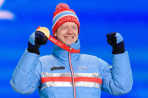 220219 Johannes Thingnes Bo of Norway celebrate with gold medal at the medal ceremony for men bis biathlon 15 km mass start during day 15 of the 2022 Winter Olympics on February 19, 2022 in Zhangjiakou Photo Vegard Grott BILDBYRAN kod VG VG0246 bbeng olympic games olympics winter olympics os ol olympic games winter os olympic games peking peking 2022 beijing 2022 beijing 2022 olympic games beijing 2022 winter olympic games peking os beijing ol winter ol medal ceremony medal ceremony celebration jubel norway norway,  Copyright: VEGARDxGRoTT BB220219VG070