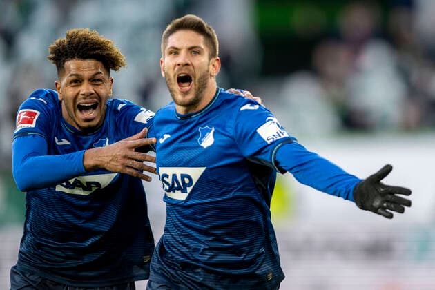 Fußball 1 Bundesliga, 23 Spieltag, VfL Wolfsburg TSG Hoffenheim on 19 02 2022 at Volkswagen Arena in Wolfsburg Hoffenheims Georginio Rutter l and Hoffenheims Andrej Kramaric r celebrating the goal to give Hoffenheim a 2 1 lead DFL REGULATIONS PROHIBIT ANY USE OF PHOTOGRAPHS AS IMAGE SEQUENCES AND OR QUASI VIDEO Copyright: xTeresaxKrögerx