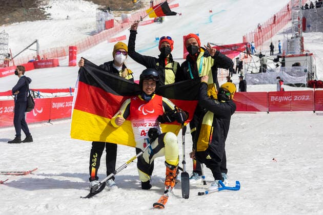 Yanqing China National Alpine Center 10 03 22 Para Ski Alpin, Impressions Team D with KRESS, Leander GER from TSV Friedberg BAY after his 2 run in Giant Slalom Credit Mika Volkmann
