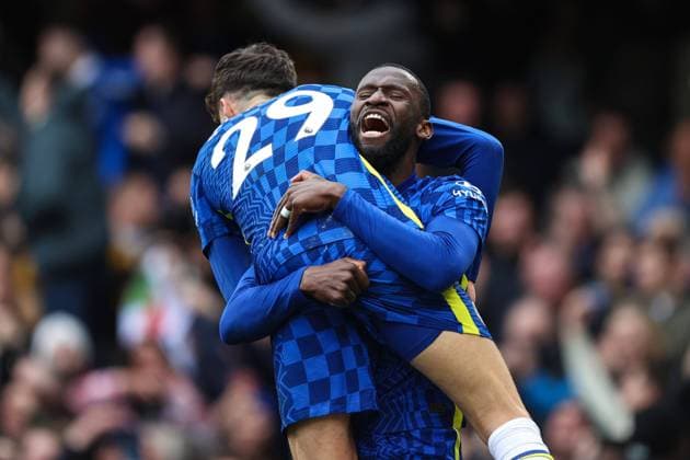 Chelsea gegen Newcastle 13. März 2022, London Premier League Fußball Chelsea gegen Newcastle United Kai Havertz von Chelsea feiert den einzigen Treffer des Spiels mit Antonio Rudiger Foto Charlotte Wilson Abseits London UK  Copyright: xCharlottexWilsonx xOffsidexOffside