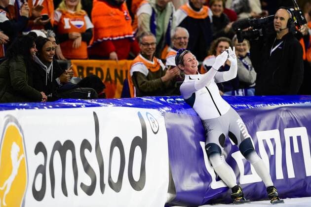 HeereNVEEN Claudia Pechstein GER reacts after the mass start during the Speed Skating World Cup Final at Thialf on March 13, 2022 in Heerenveen, the Netherlands ANP OLAF KRAAK Speed Skating Day 2 2022 xVIxANPxSportx xxANPxIVx 445516990 originalFilename: 445516990.jpg