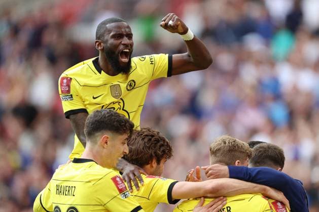 Chelsea gegen Palace 17. April 2022, London FA Cup Halbfinale Fußball Chelsea gegen Crystal Palace Antonio Rudiger von Chelsea feiert sein 2. Tor Foto Charlotte Wilson Abseits London UK  Copyright: xCharlottexWilsonx xOffsidexOffside