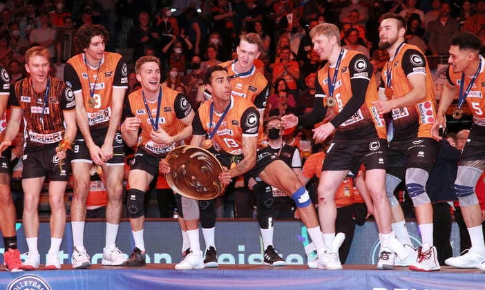 German champion BR Volleys Benjamin patch with championship trophy sports volleyball playoff final 5 game Bundesliga men season 2021 2022 30 04 2022 BR Volleys Berlin BRV vs VfB Friedrichshafen