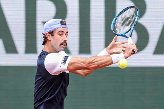 TENNIS - French Open 2022 PARIS,FRANCE,23.MAY.22 - TENNIS - ATP, Tennis Herren World Tour, French Open, Roland Garros, Grand Slam. Image shows Jordan Thompson (AUS).  GEPAxpictures xPatrickxSteiner