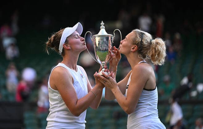 2022 Wimbledon Barbora Krejcikova, CZE and Katerina Siniakova , CZE