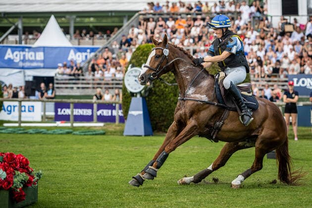 220713 Sandra Gustafsson, Sweden, competes with the horse Coordinate in Falsterbo Hunting Presented By Vellinge Municipality during day 5 of Falsterbo Horse Show on July 13, 2022 in Falsterbo,  Copyright: CHRISTOFFERxBORGxMATTISSON BB220713CB104