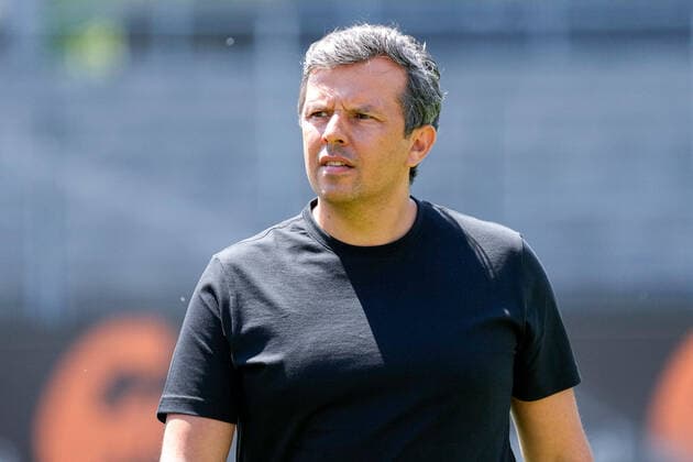 Samir Arabi Managing Director Sports, Bielefeld , single image, single photo, action, action, 16 07 2022, Sandhausen Germany , Football, 2 Bundesliga, SV Sandhausen DSC Arminia Bielefeld, DFB DFL REGULATES PROHIBIT ANY USE OF PHOTOGRAPHS AS IMAGE SEQUENCES AND OR QUASI VIDEO xozx