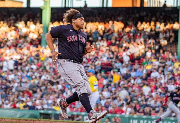 Cleveland Guardians designated hitter Josh Naylor makes a run for third base, during the first inning of a game between the Boston Red Sox and the Cleveland Guardians at Fenway Park, in Boston, Massachusetts, USA 26 July 2022. Boston Red Sox and the Cleveland Guardians !ACHTUNG: NUR REDAKTIONELLE NUTZUNG!  Copyright: xAMANDAxSABGAx AME5633 0163713500st