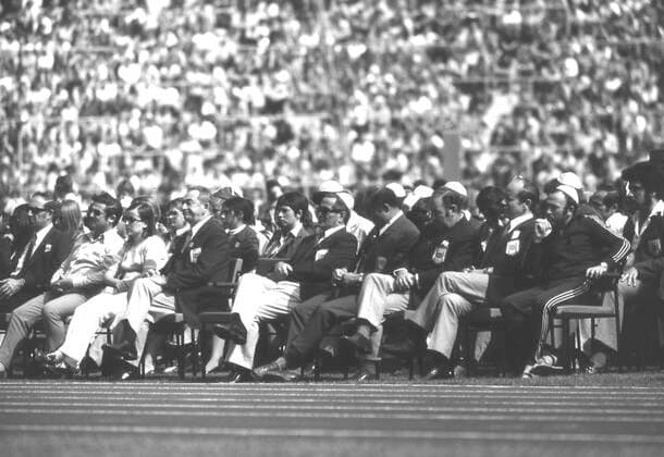 Olympic Games 1972 in Munich Mourning ceremony after the assassination of Israeli athletes In front the Israeli team 06 09 1972 HM
