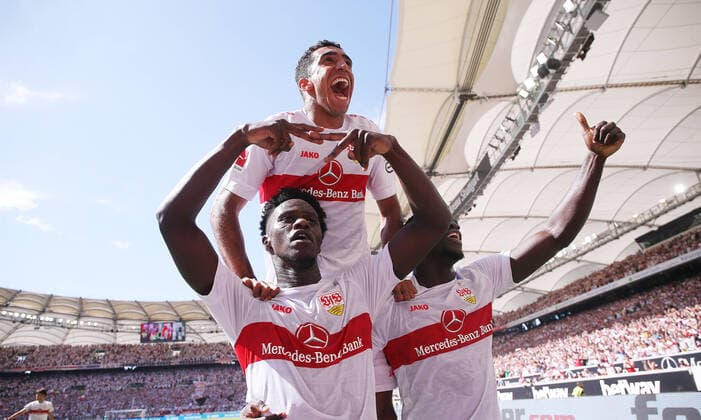 Stuttgart , Bundesliga soccer VfB Stuttgart vs RB Leipzig , cheering Naouirou Ahamada VfB , top Tiago Tomas