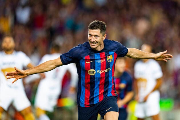 07 08 2022, xslx, football Torneig Gamer, FC Barcelona Pumas UNAM emspor, v l Robert Lewandowski FC Barcelona Cheers after the goal to 1 0 DFL DFB REGULATIONS PROHIBIT ANY USE OF PHOTOGRAPHS as IMAGE SEQUENCES and or QUASI VIDEO Barcelona