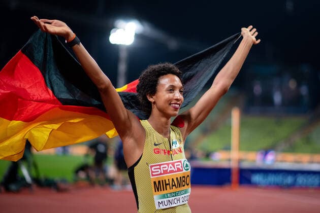MIHAMBO Malaika GER is celebrating her silver medal, Womens Long Jump, GER, Athletics Leichtathletik , European Championships Munich 2022, 18 08 2022 Photo Eibner Memmler GER, Athletics Leichtathletik , European Championships Munich 2022, 18 08 2022 Munich Copyright: xEibner Memmlerx EP_MMR
