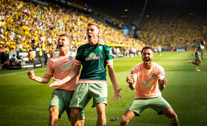 Goal celebration Jens Stage, Marvin Ducksch Werder Leonardo Bittencourt Werder Borussia Dortmund Werder Bremen 20 08 2022, football season 2022 23 photo Moritz Müller