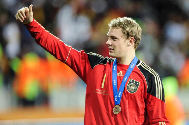 Sandro Pereyra 20100710SP 1584 Manuel Neuer, goalkeeper of Germany, after the match between Uruguay and Germany for the third place at the 2010 FIFA World Cup South Africa, on July 11, 2010 at the Nelson Mandela Bahia Stadium, in Port Elizabeth Photo Sandro Pereyra, La Diaria, Agencia Gamba Manuel Neuer, goalkeeper of Germany Nelson Mandela Bahia Stadium