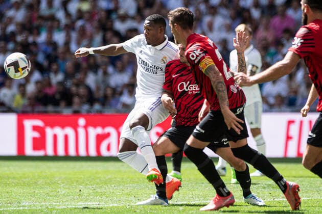 11 09 2022, Madrid, Spain David Alaba of Real Madrid Cf battles for the ball during the LaLiga Santander match between Real Madrid CF and RCD Mallorca at Stadium Santiago Bernabeu on 11 September 2022 in Madrid, Spain Madrid Santiago Bernabeu Community of Madrid Spain  Copyright: xJustPictures.ch Eurasiax-xAlvaroxMedrandax
