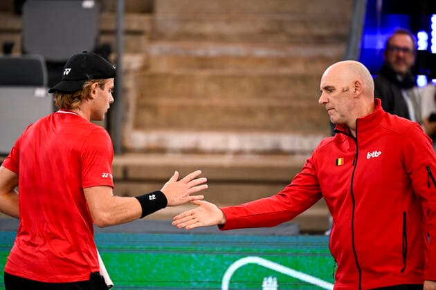 Belgian Zizou Bergs and Belgian captain Johan Van Herck pictured during the game between Belgian Bergs and Australian Kubler, the first game between the Belgian team and Australia, in Group C of the group stage of the 2022 Davis Cup finals, Tuesday 13 September 2022, in Hamburg, Germany. Belgium will compete from 13 to 18 September against Australia, Germany and France in Group C. LAURIExDIEFFEMBACQ  x44139468x