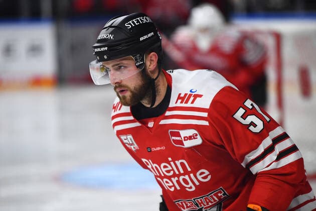 COLOGNE, GERMANY - SEPTEMBER 15, 2022: BRADY AUSTIN. Hockey match DEL Kölner Haie - EHC Red Bull München  Copyright: xVITALIIxKLIUIEVx